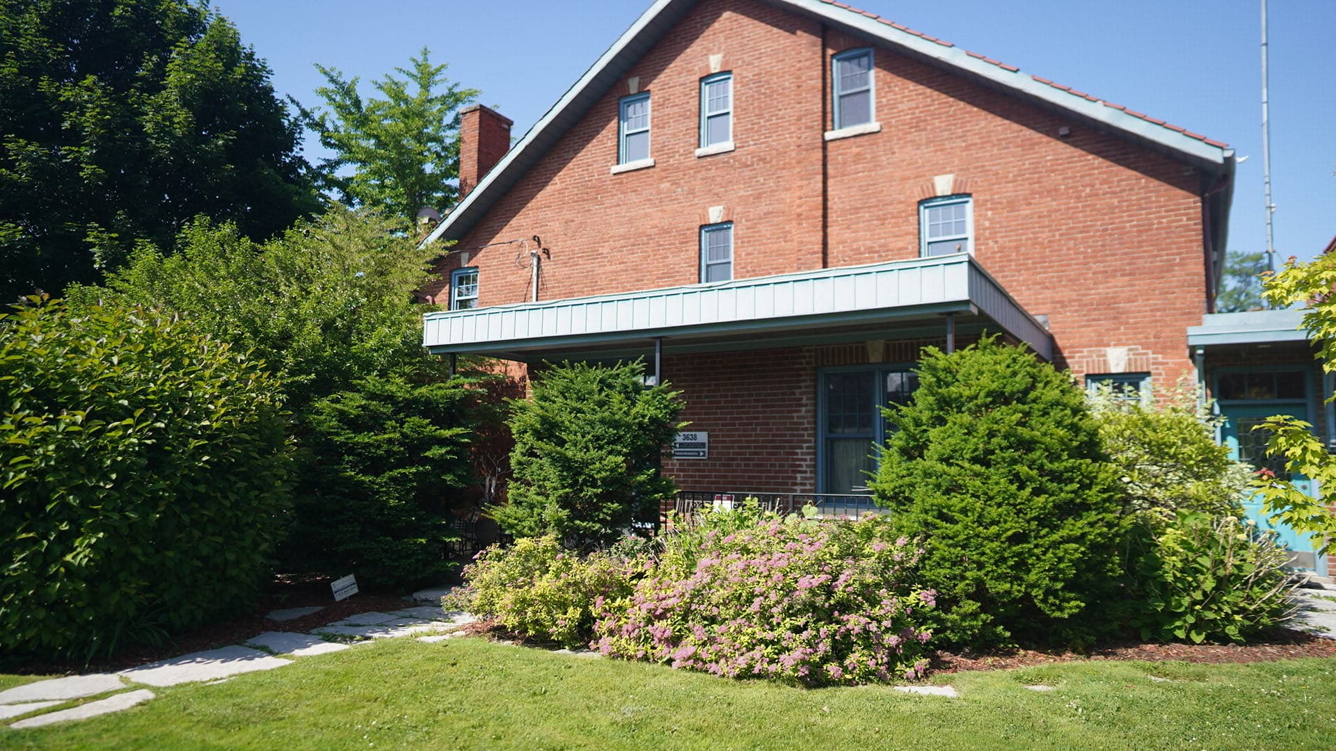 Addy Psychotherapy practice building at 3638 Lake Shore Blvd W, Etobicoke